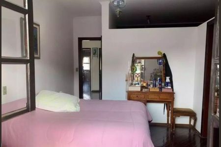Casa à venda com 4 quartos, 362m² em Parque dos Passaros, São Bernardo do Campo