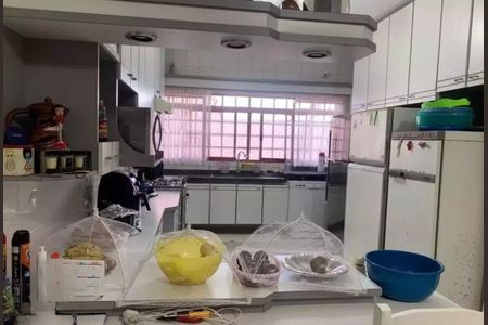 Casa à venda com 4 quartos, 362m² em Parque dos Passaros, São Bernardo do Campo