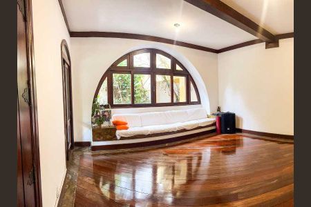 Casa à venda com 6 quartos, 687m² em Barra da Tijuca, Rio de Janeiro
