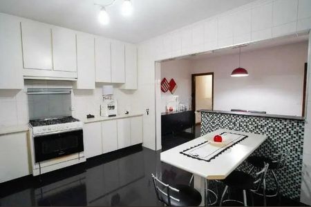 Casa à venda com 3 quartos, 128m² em Vila América, Santo André