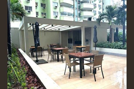 Apartamento à venda com 78m², 2 quartos e 1 vaga