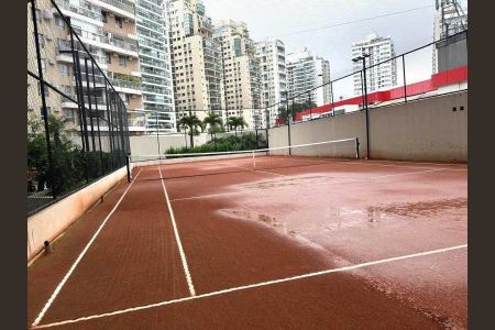 Apartamento à venda com 78m², 2 quartos e 1 vaga