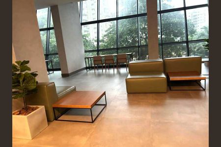 Apartamento à venda com 78m², 2 quartos e 1 vaga