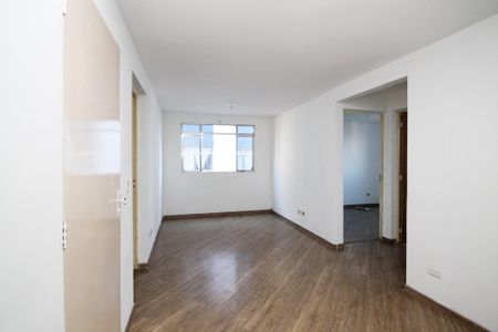 Sala de apartamento para alugar com 2 quartos, 52m² em Lajeado, Cotia