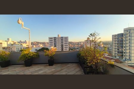 Apartamento à venda com 171m², 3 quartos e 2 vagas