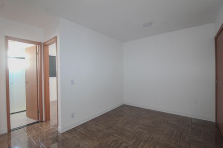 Sala de apartamento à venda com 2 quartos, 55m² em Vila Nova, Porto Alegre
