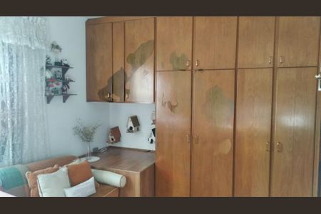 Casa à venda com 3 quartos, 244m² em Jardim Prudência, São Paulo