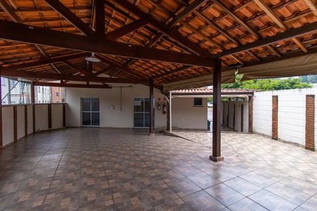Apartamento para alugar com 45m², 2 quartos e 1 vaga Apartamento para alugar com 45m², 2 quartos e 1 vagaÁrea comum - Salão de festas