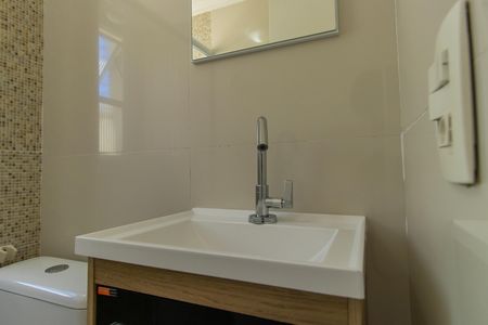 Apartamento para alugar com 45m², 2 quartos e 1 vaga Apartamento para alugar com 45m², 2 quartos e 1 vagaBanheiro