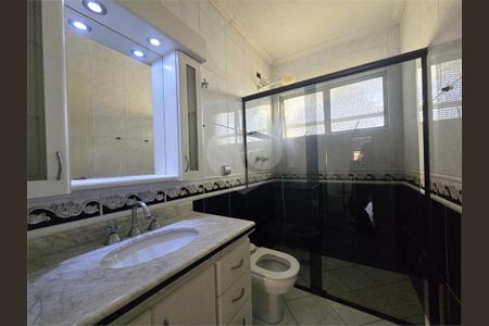 Casa à venda com 3 quartos, 200m² em Santo Amaro, São Paulo