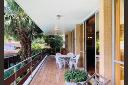 Casa à venda com 5 quartos, 560m² em Interlagos, São Paulo