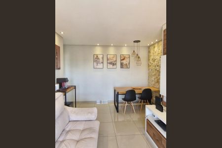 Sala de apartamento à venda com 3 quartos, 84m² em Vila Olivo, Valinhos