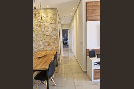 Sala de apartamento à venda com 3 quartos, 84m² em Vila Olivo, Valinhos