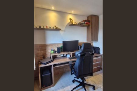 Apartamento à venda com 84m², 3 quartos e 2 vagasQuarto
