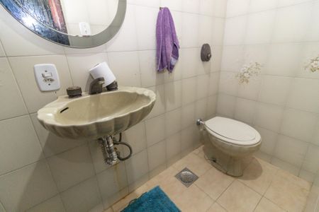 Casa para alugar com 320m², 3 quartos e 2 vagasLavabo