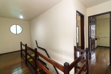 Casa para alugar com 320m², 3 quartos e 2 vagasHall