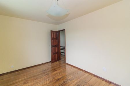 Casa para alugar com 320m², 3 quartos e 2 vagasQuarto 2