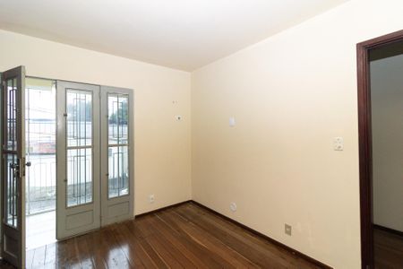 Casa para alugar com 320m², 3 quartos e 2 vagasQuarto 4