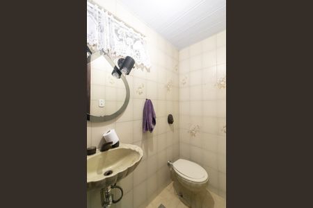 Casa para alugar com 320m², 3 quartos e 2 vagasLavabo