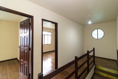 Casa para alugar com 320m², 3 quartos e 2 vagasHall