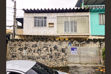 Casa para alugar com 320m², 3 quartos e 2 vagasFachada+Plaquinha