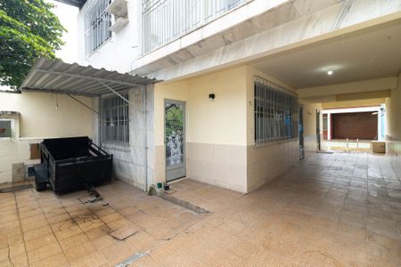 Casa para alugar com 320m², 3 quartos e 2 vagasQuintal
