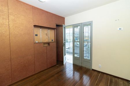 Casa para alugar com 320m², 3 quartos e 2 vagasQuarto 4