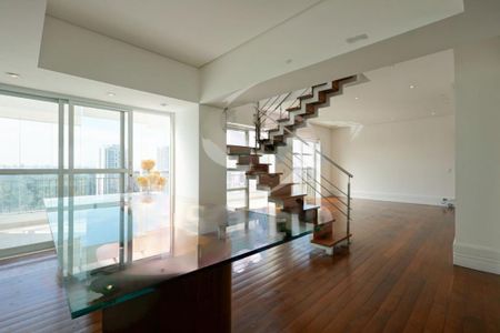Apartamento à venda com 311m², 4 quartos e 4 vagas