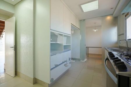 Apartamento à venda com 311m², 4 quartos e 4 vagas