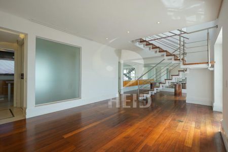 Apartamento à venda com 311m², 4 quartos e 4 vagas