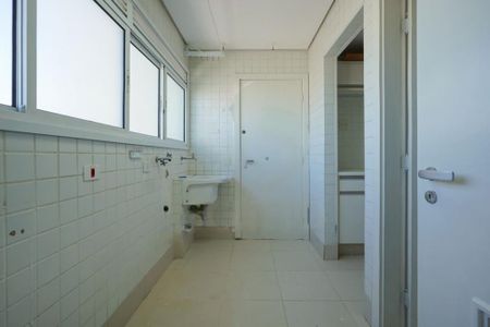 Apartamento à venda com 311m², 4 quartos e 4 vagas