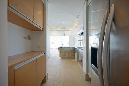 Apartamento à venda com 311m², 4 quartos e 4 vagas