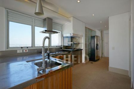 Apartamento à venda com 311m², 4 quartos e 4 vagas
