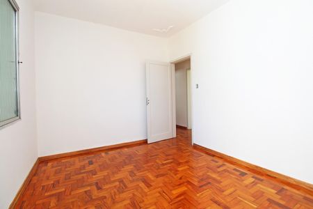 Apartamento à venda com 70m², 3 quartos e sem vaga Apartamento à venda com 70m², 3 quartos e sem vagaQuarto