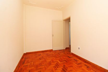 Quarto de apartamento à venda com 3 quartos, 70m² em Agronomia, Porto Alegre