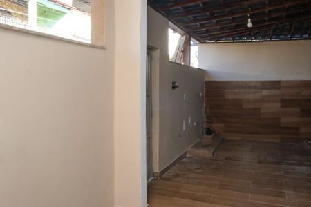 Casa para alugar com 70m², 3 quartos e sem vaga Casa para alugar com 70m², 3 quartos e sem vagaVaranda