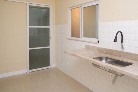 Casa para alugar com 70m², 3 quartos e sem vaga Casa para alugar com 70m², 3 quartos e sem vagaCozinha