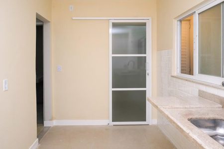 Casa para alugar com 70m², 3 quartos e sem vaga Casa para alugar com 70m², 3 quartos e sem vagaCozinha