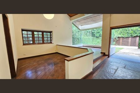 Casa à venda com 5 quartos, 284m² em Jardim Morumbi, São Paulo