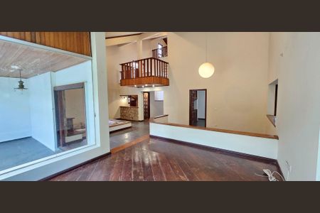 Casa à venda com 5 quartos, 284m² em Jardim Morumbi, São Paulo