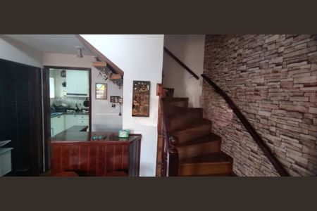 Casa à venda com 2 quartos, 100m² em Vila Marari, São Paulo