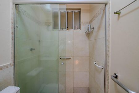 Casa para alugar com 130m², 3 quartos e 3 vagasBanheiro