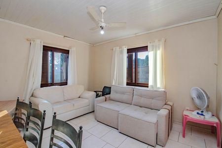 Sala de casa para alugar com 3 quartos, 150m² em Jardim Sabará, Porto Alegre