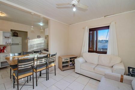 Sala de casa para alugar com 3 quartos, 150m² em Jardim Sabará, Porto Alegre