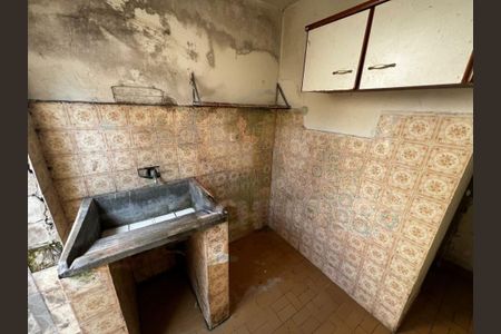 Casa à venda com 380m², 2 quartos e 1 vaga