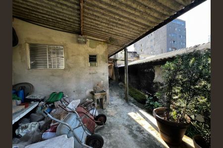 Casa à venda com 380m², 2 quartos e 1 vaga
