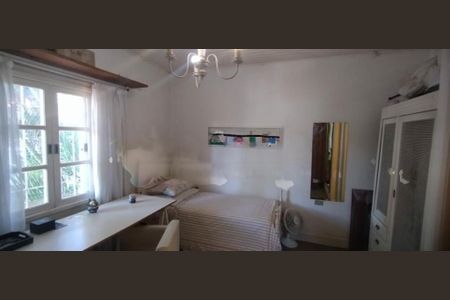 Casa à venda com 135m², 4 quartos e 1 vaga