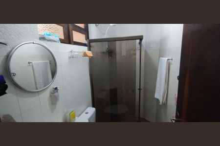 Casa à venda com 135m², 4 quartos e 1 vaga