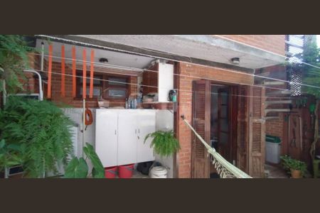Casa à venda com 135m², 4 quartos e 1 vaga