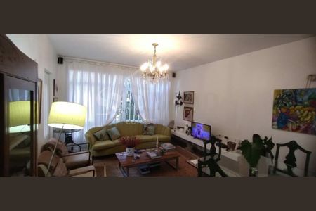 Casa à venda com 135m², 4 quartos e 1 vaga